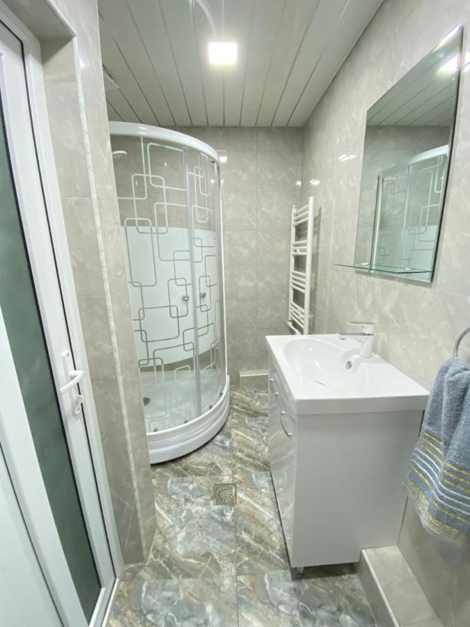 Modern Apartment In The Heart Of Gyumri Eksteriør bilde